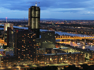 Thumbnail image of Vienna at night