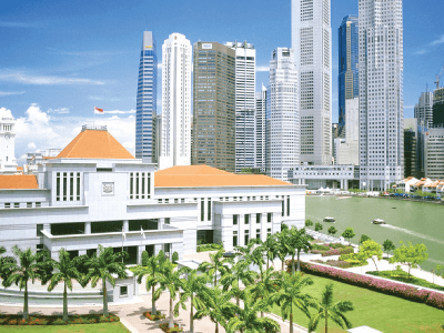 Sunny image of the Singapore skyline
